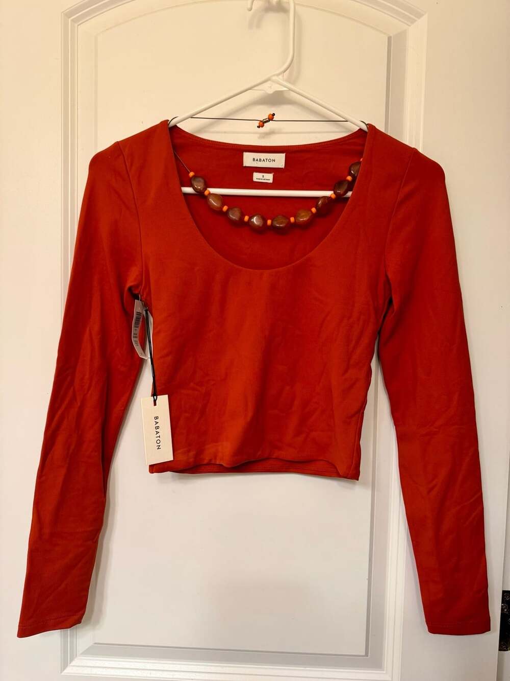NWT Babaton by Aritzia Contour Scoopneck Size S Corsa Red Long Sleeve